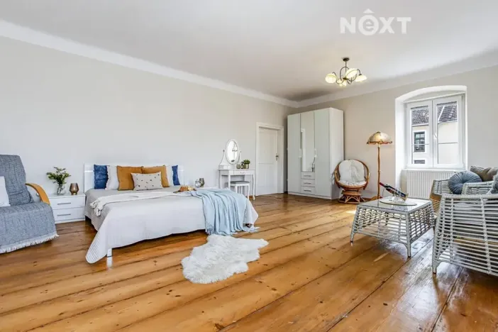 Prodej ubytování, Hluboká nad Vltavou, nám. Čsl. armády, 533 m2