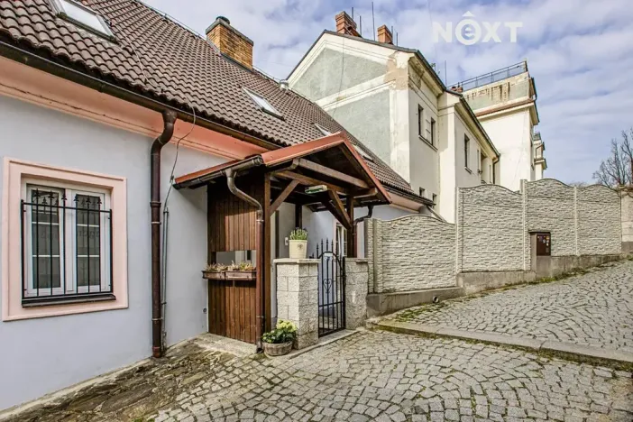 Prodej ubytování, Hluboká nad Vltavou, nám. Čsl. armády, 533 m2