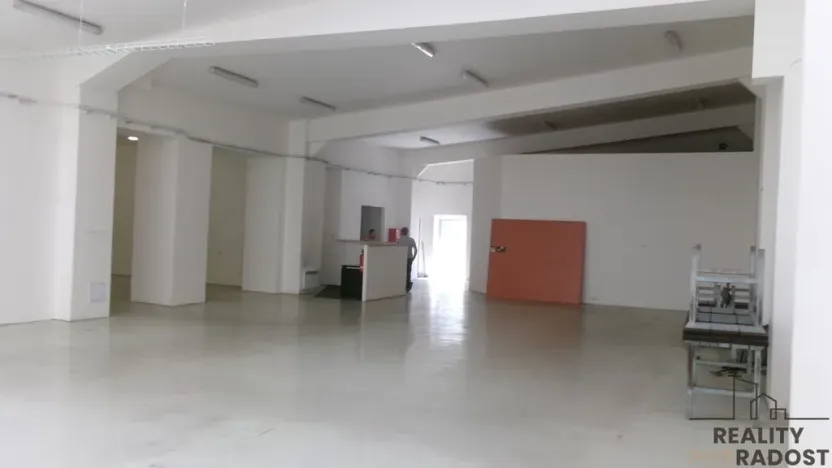 Pronájem skladu, Brno, Cejl, 464 m2