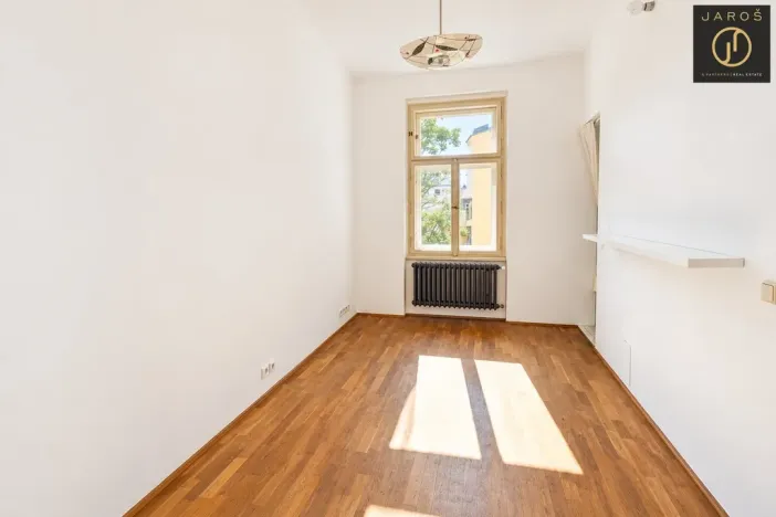 Pronájem bytu 2+kk, Praha - Vinohrady, Jana Masaryka, 37 m2
