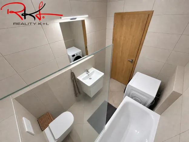 Pronájem bytu 2+kk, Praha, Stočesova, 54 m2