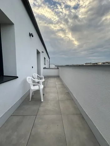 Pronájem bytu 2+kk, Praha - Vršovice, Ukrajinská, 55 m2
