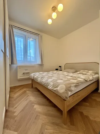 Pronájem bytu 2+kk, Praha - Vršovice, Ukrajinská, 55 m2
