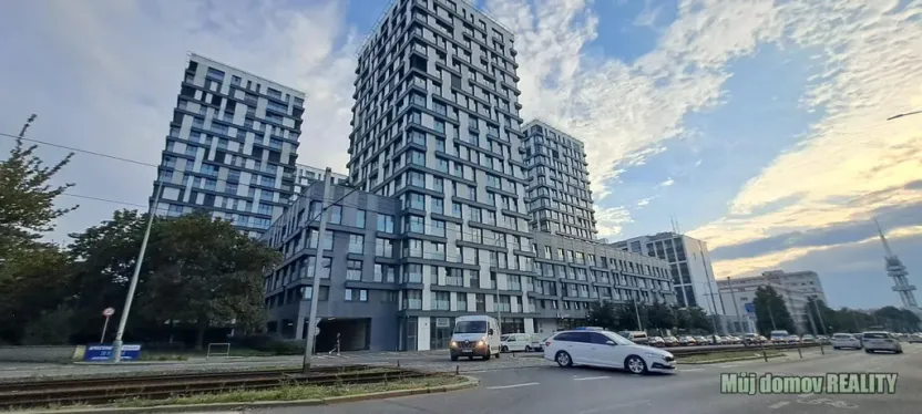 Pronájem bytu 2+1, Praha - Žižkov, Olšanská, 79 m2