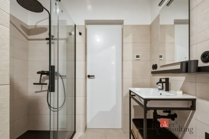 Pronájem bytu 1+kk, Jince, Slavíkova, 48 m2