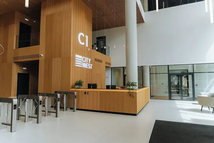 Pronájem kanceláře, Praha - Stodůlky, náměstí Junkových, 2000 m2