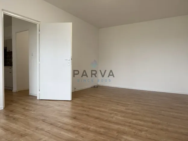 Pronájem bytu 1+1, Tachov, Želivského, 39 m2