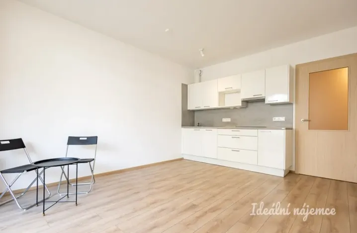 Pronájem bytu 2+kk, Praha - Chodov, Nebřenická, 44 m2