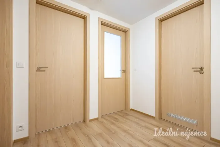 Pronájem bytu 2+kk, Praha - Chodov, Nebřenická, 44 m2