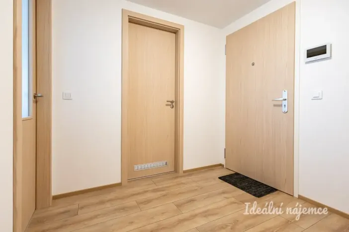 Pronájem bytu 2+kk, Praha - Chodov, Nebřenická, 44 m2