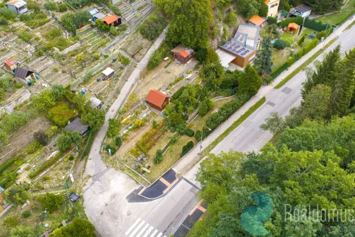 Prodej zahrady, Český Krumlov, 989 m2