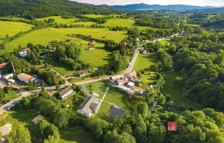 Prodej komerčního pozemku, Oldřichov v Hájích, 5682 m2