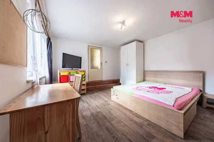 Prodej rodinného domu, Měchenice, V Luhu, 131 m2