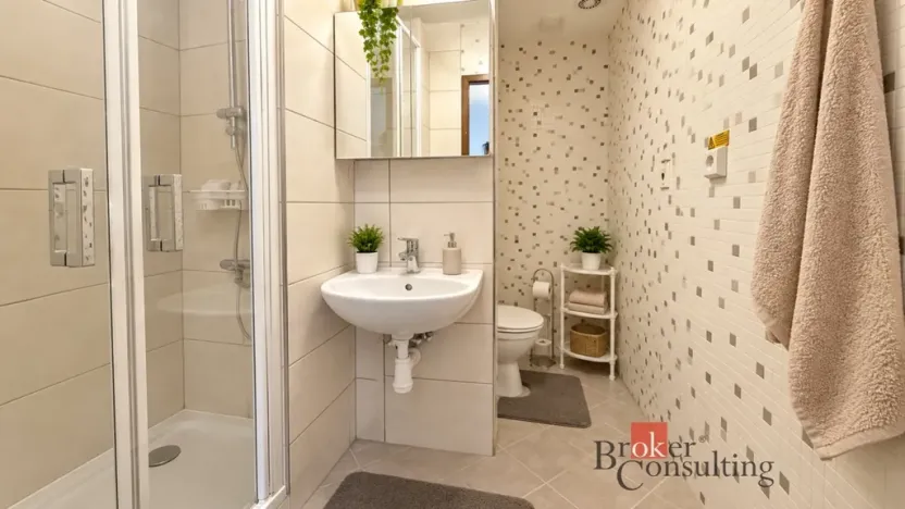 Prodej bytu 1+kk, Hradec Králové - Nový Hradec Králové, Brožíkova, 35 m2