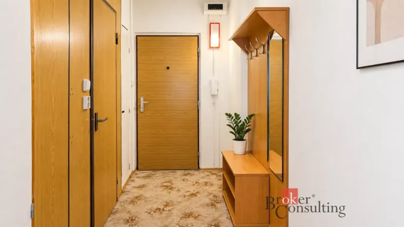 Prodej bytu 1+kk, Hradec Králové - Nový Hradec Králové, Brožíkova, 35 m2