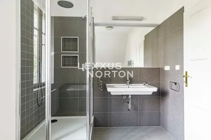 Prodej rodinného domu, Praha - Smíchov, Tichá, 324 m2