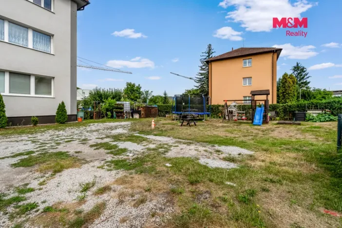 Prodej bytu 2+1, Králův Dvůr - Karlova Huť, Na Louce, 68 m2