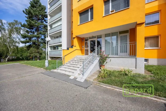 Prodej bytu 2+kk, Praha - Komořany, Za sídlištěm, 47 m2