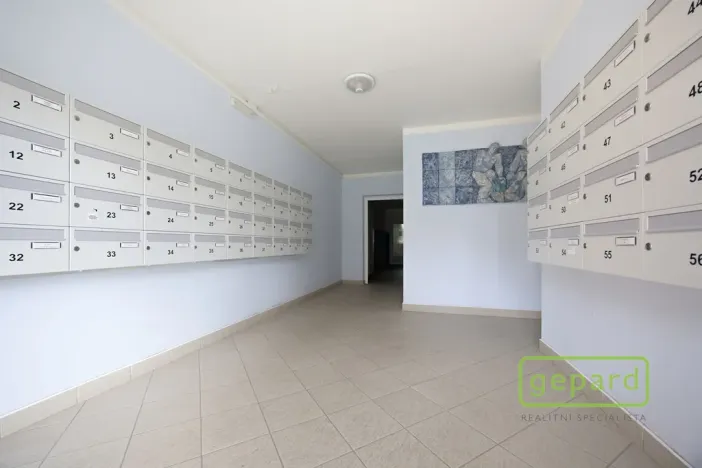 Prodej bytu 2+kk, Praha - Komořany, Za sídlištěm, 47 m2