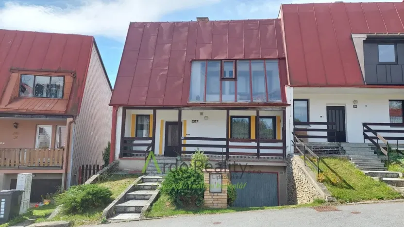 Prodej rodinného domu, Frymburk, 200 m2