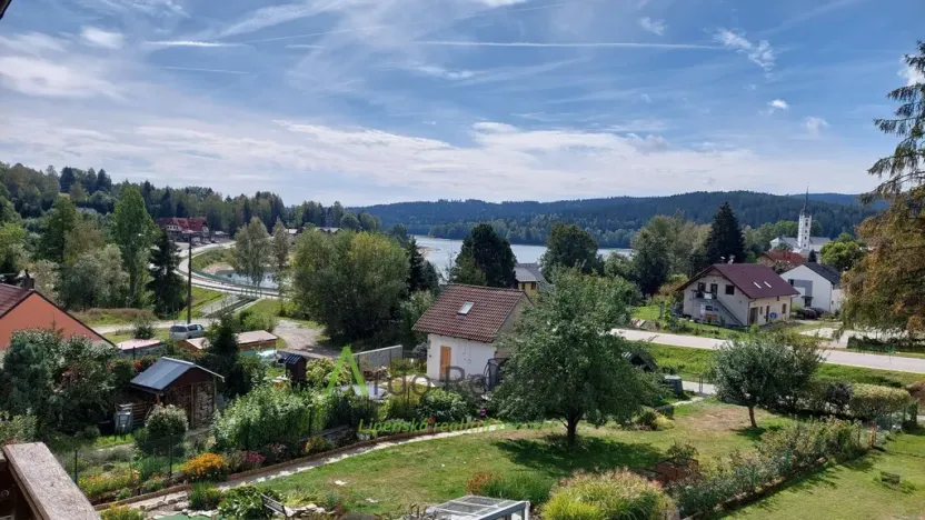 Prodej rodinného domu, Frymburk, 200 m2