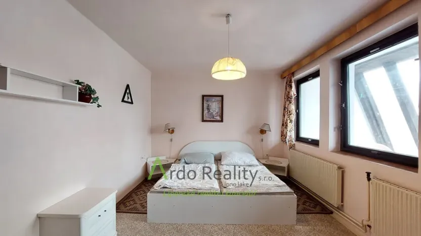 Prodej rodinného domu, Frymburk, 200 m2