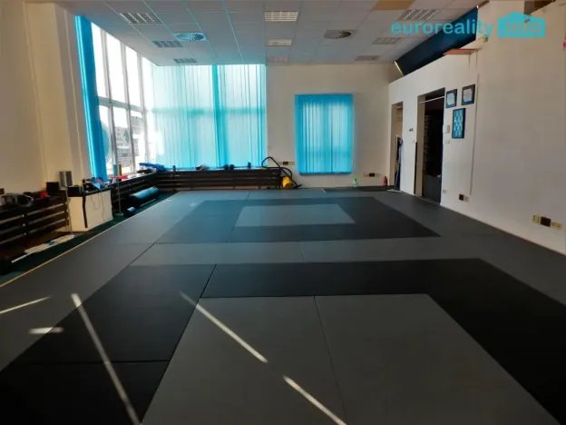 Pronájem obchodního prostoru, Praha - Stodůlky, Mukařovského, 1120 m2