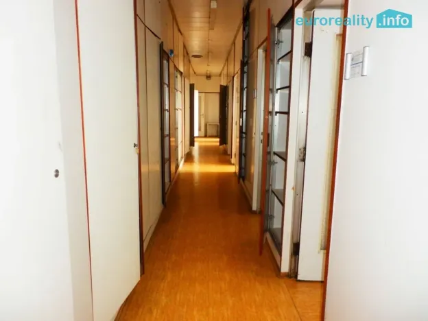 Pronájem obchodního prostoru, Praha - Stodůlky, Mukařovského, 1120 m2