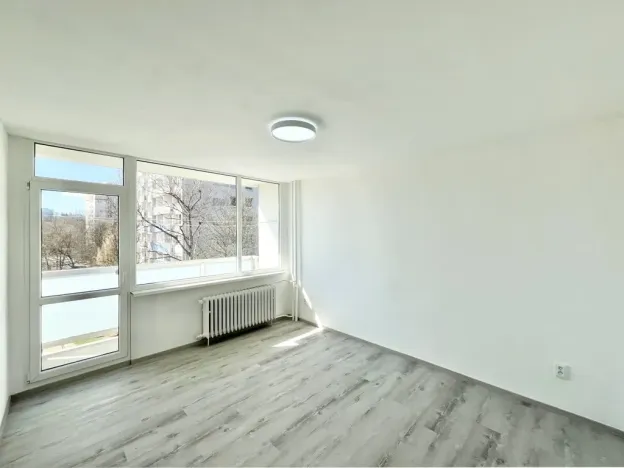 Pronájem bytu 1+1, Jablonec nad Nisou, Budovatelů, 28 m2