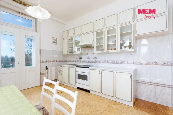 Prodej atypického bytu, Orlová - Město, Fr. Palackého, 140 m2
