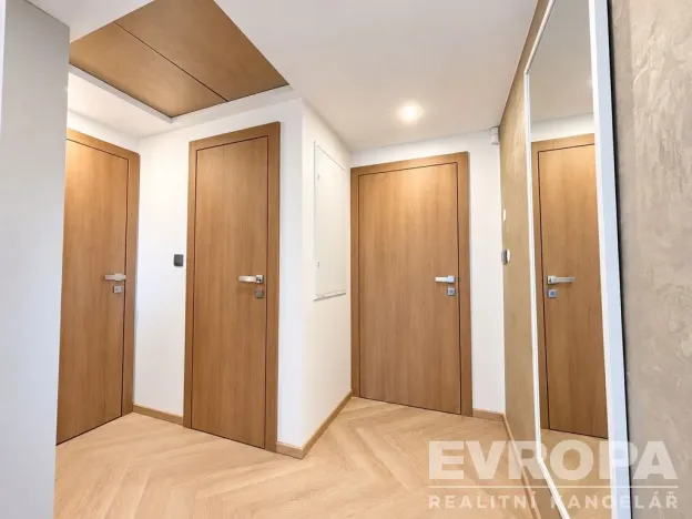 Pronájem bytu 3+kk, Lednice, Na Zahradách, 65 m2