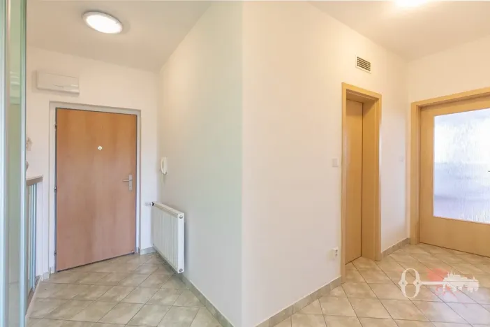 Prodej bytu 2+kk, Praha - Štěrboholy, Andersenova, 65 m2
