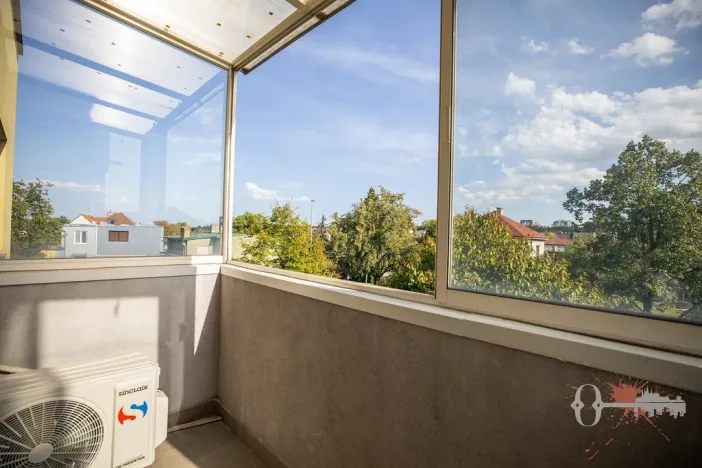 Prodej bytu 2+kk, Praha - Štěrboholy, Andersenova, 65 m2