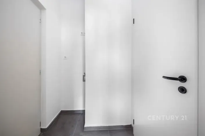 Pronájem bytu 1+kk, Praha - Nusle, Sezimova, 31 m2