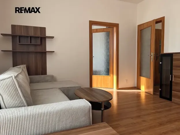 Pronájem bytu 2+kk, Slaný, Kybalova, 43 m2