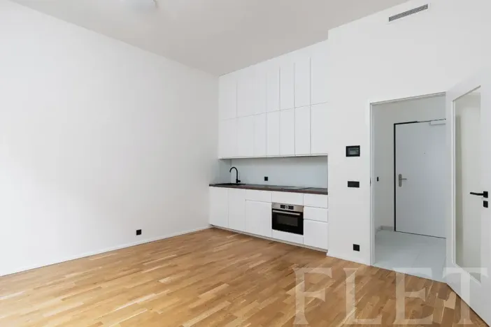 Pronájem bytu 1+kk, Praha - Smíchov, Grafická, 30 m2