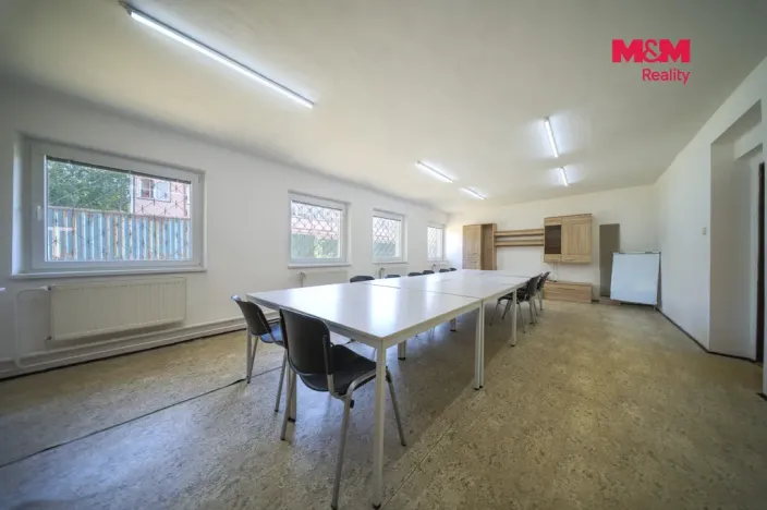 Prodej obchodního prostoru, Ostrava - Kunčice, Vratimovská, 483 m2
