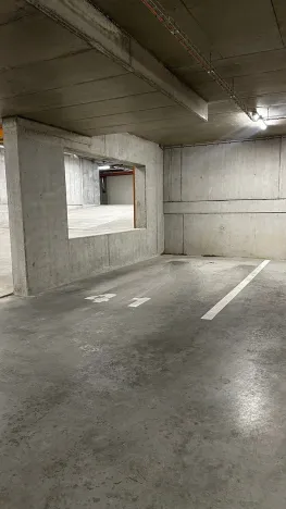 Pronájem garážového stání, Šlapanice, 15 m2
