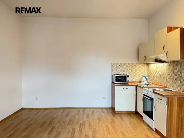 Pronájem bytu 1+kk, Krabčice, 25 m2