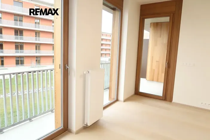 Pronájem bytu 2+kk, Praha - Modřany, Vrátnická, 59 m2