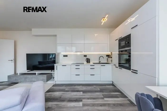 Prodej bytu 3+kk, Praha - Dolní Měcholupy, Kardausova, 84 m2