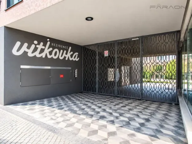 Pronájem bytu 1+kk, Praha - Žižkov, Hartigova, 34 m2