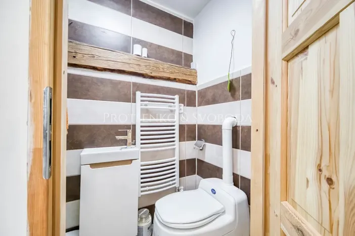 Prodej ubytování, Lhenice, 300 m2