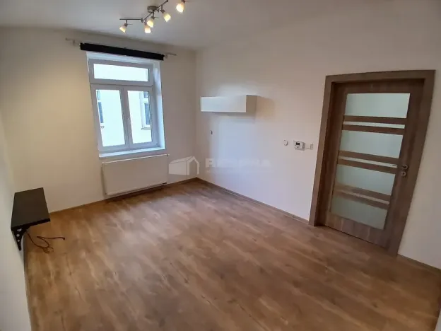 Pronájem bytu 2+kk, Praha - Břevnov, Za Strahovem, 60 m2