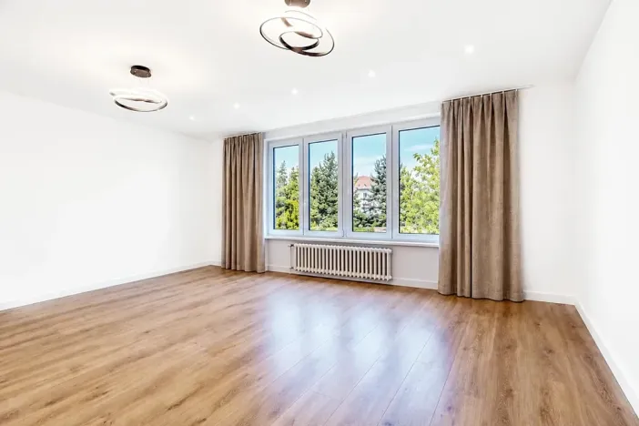 Prodej bytu 4+kk, Praha - Hodkovičky, Stavbařů, 85 m2