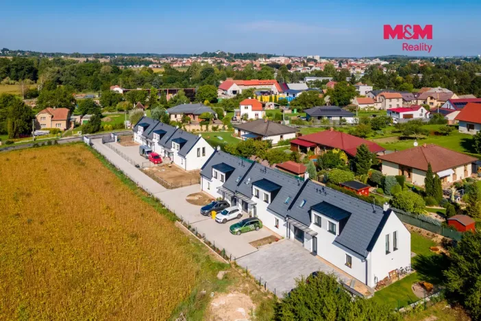 Prodej rodinného domu, Chlumec nad Cidlinou - Kladruby, 147 m2