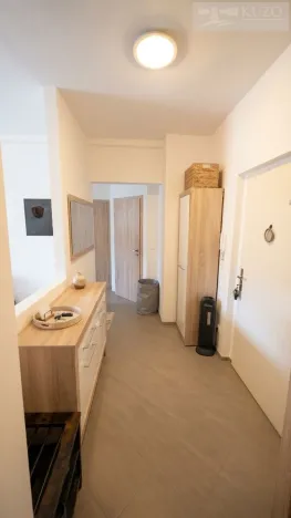 Pronájem bytu 2+1, Praha, Lounských, 57 m2