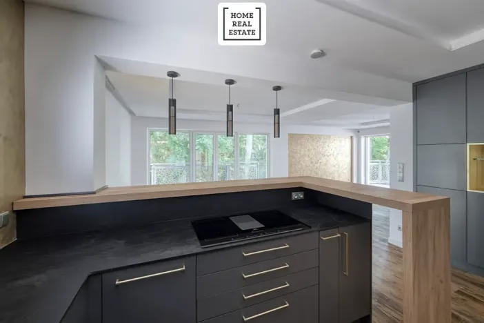 Prodej bytu 4+kk, Karlovy Vary, Šumavská, 171 m2