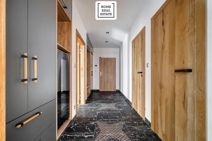 Prodej bytu 3+kk, Karlovy Vary, Šumavská, 171 m2
