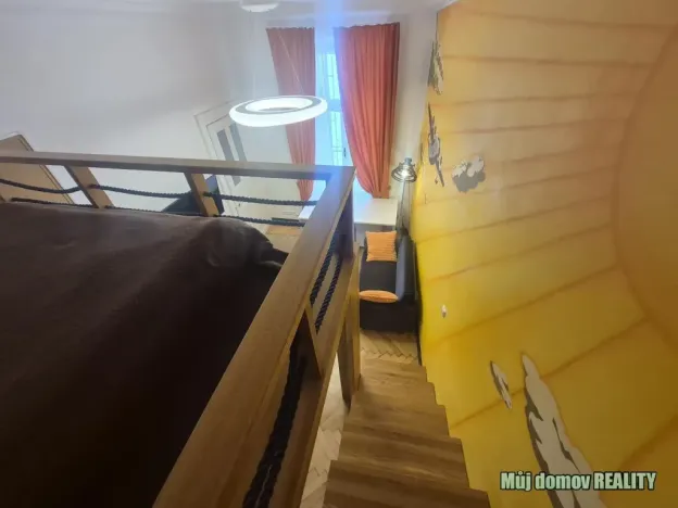 Pronájem bytu 1+1, Praha - Nové Město, Hálkova, 38 m2